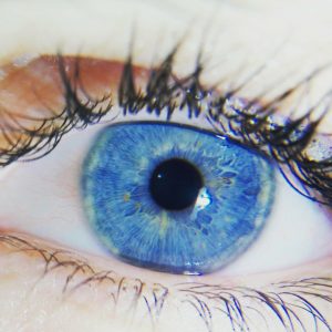 occhio azzurro